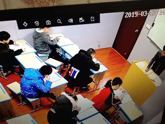 学校培训内容以中小学文化培训为主,兼中小学艺术培训,考试咨询,升学
